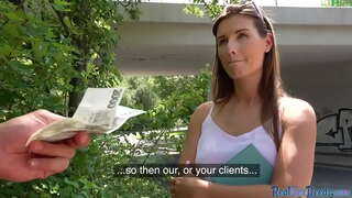 POV park sikme ile sevimli Avrupa amatör