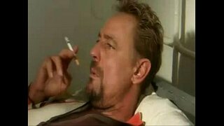 Хуучин залуу ийм залуу schoolgirl