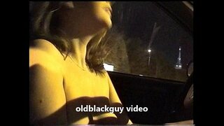 Oldblackguy traja debbie utripa goli v javnosti